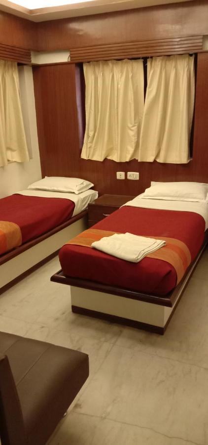 Hotel Aston Calcutta Extérieur photo